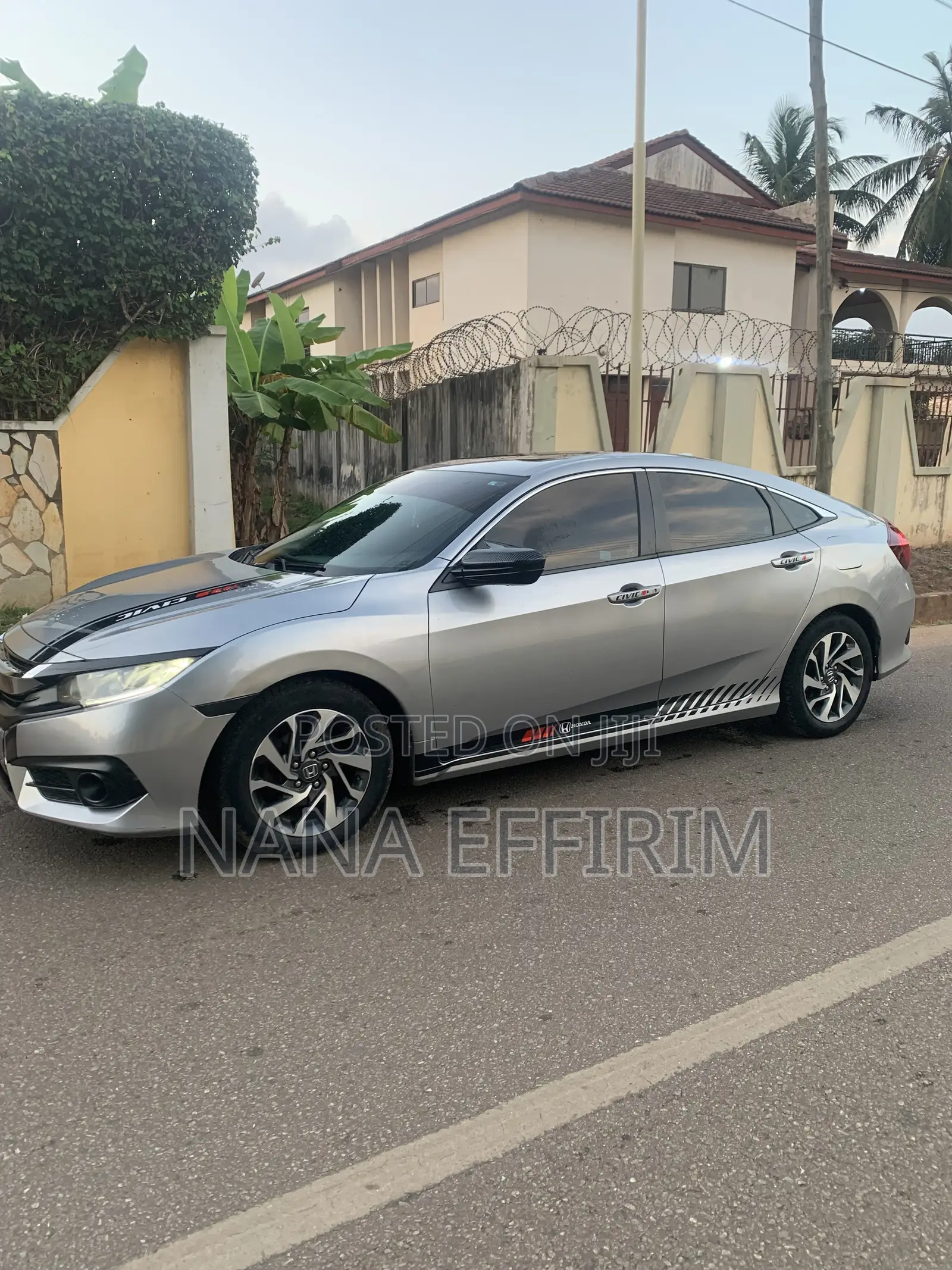 Honda Civic EX 4dr Sedan (2.0L 4cyl) 2017 Silver