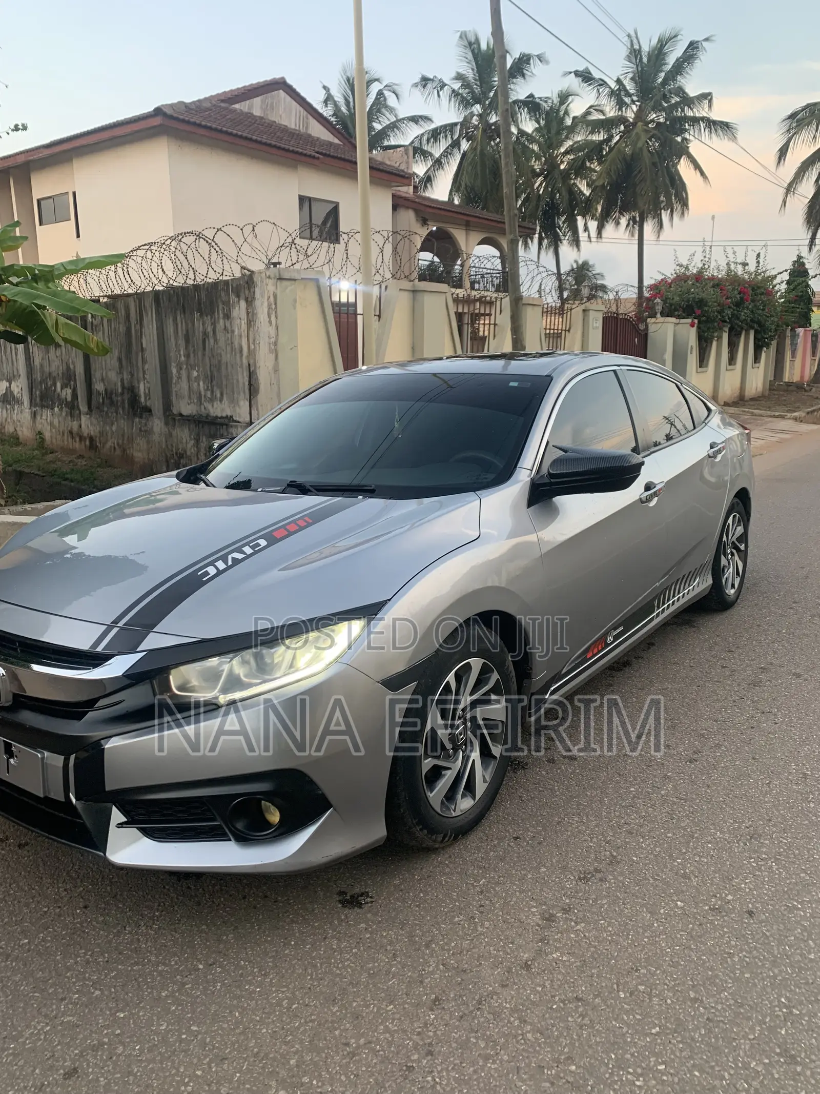 Honda Civic EX 4dr Sedan (2.0L 4cyl) 2017 Silver