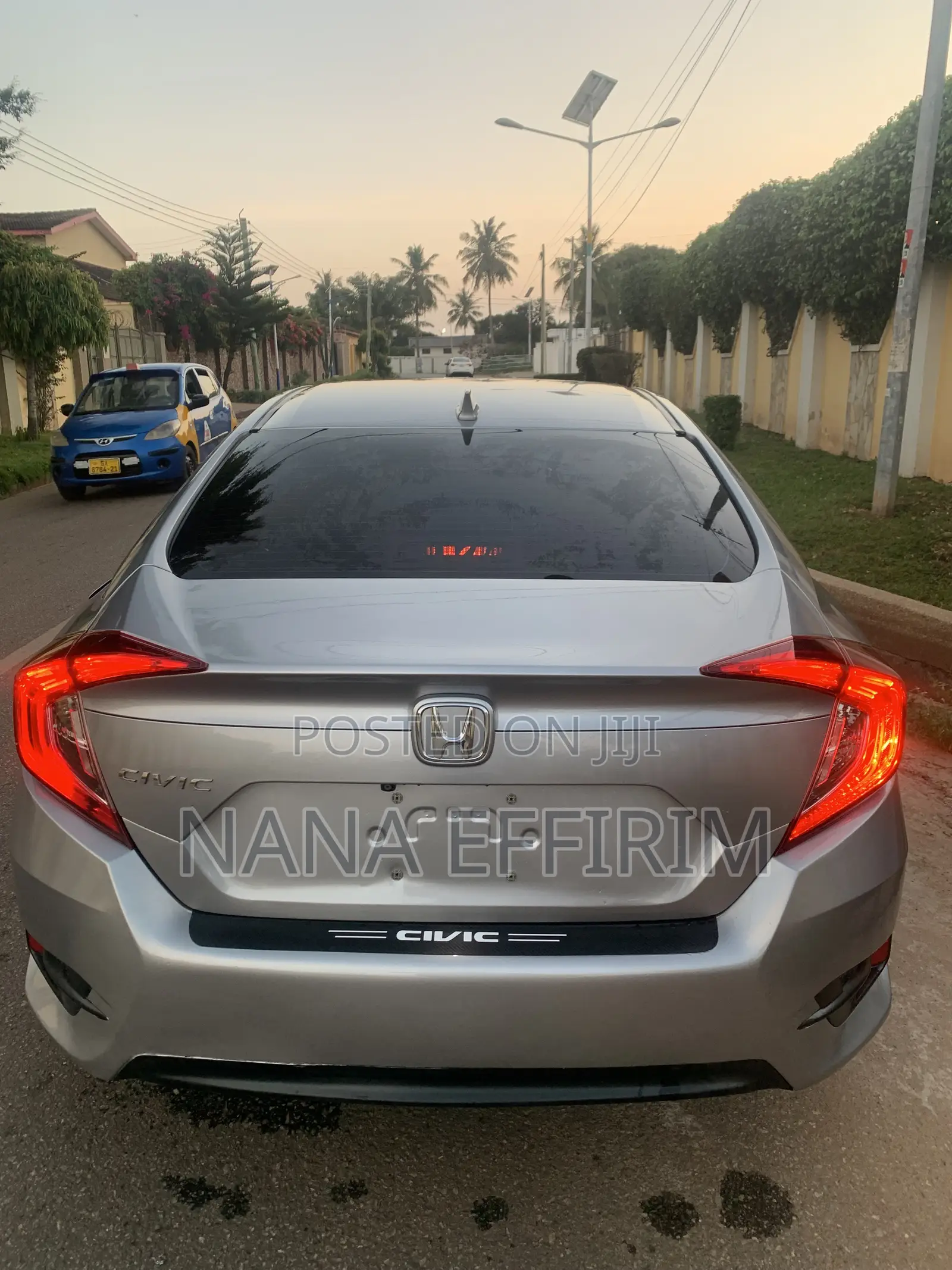 Honda Civic EX 4dr Sedan (2.0L 4cyl) 2017 Silver