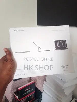 Magic Keyboard for Apple iPad A16 11th Gen and 10th Generation