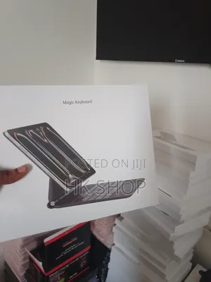 iPad Pro 13 M4/M5 Magic Keyboard