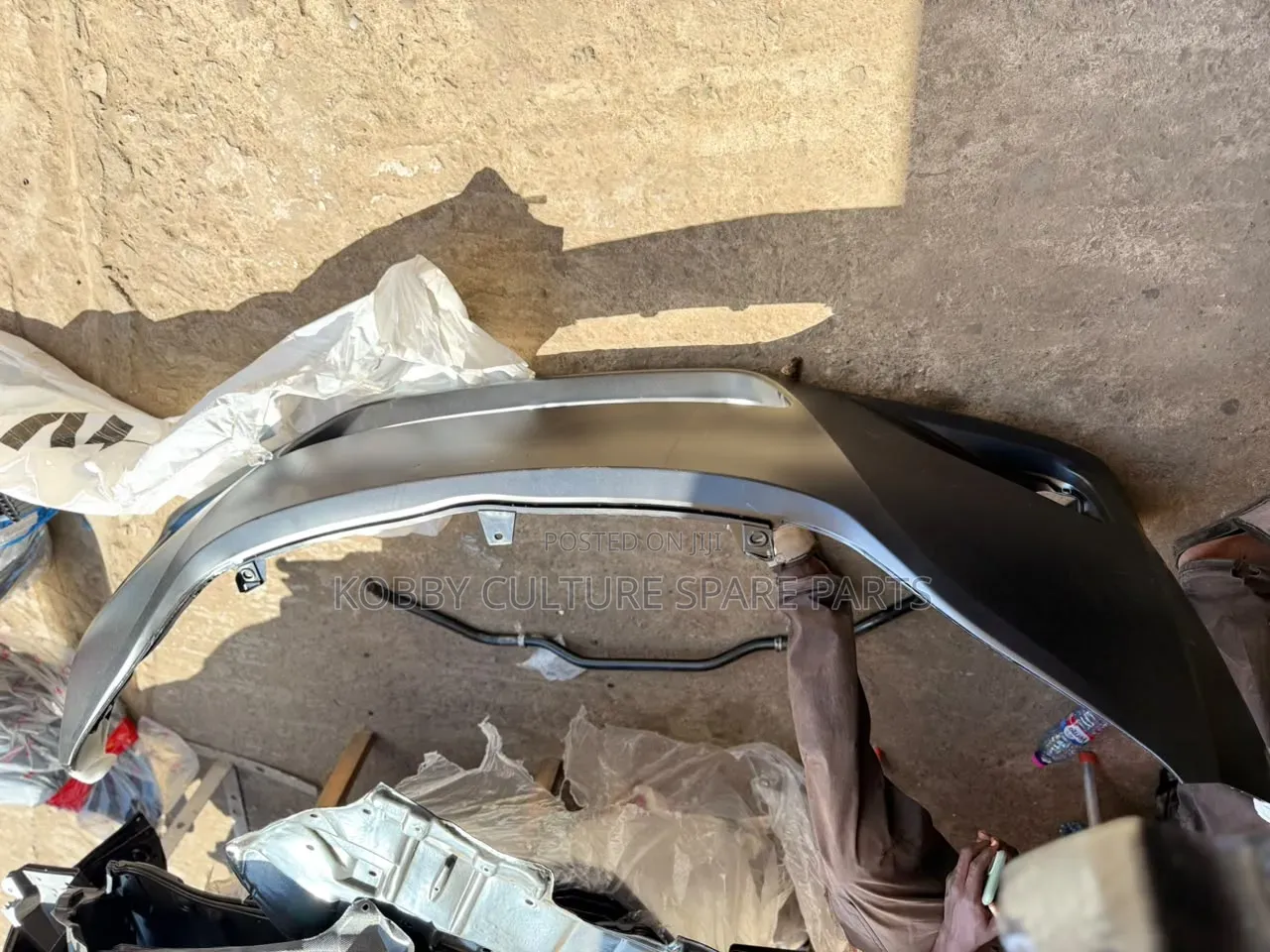 Original Toyota Venza 2009/12 Front Bumper Available for All Cars