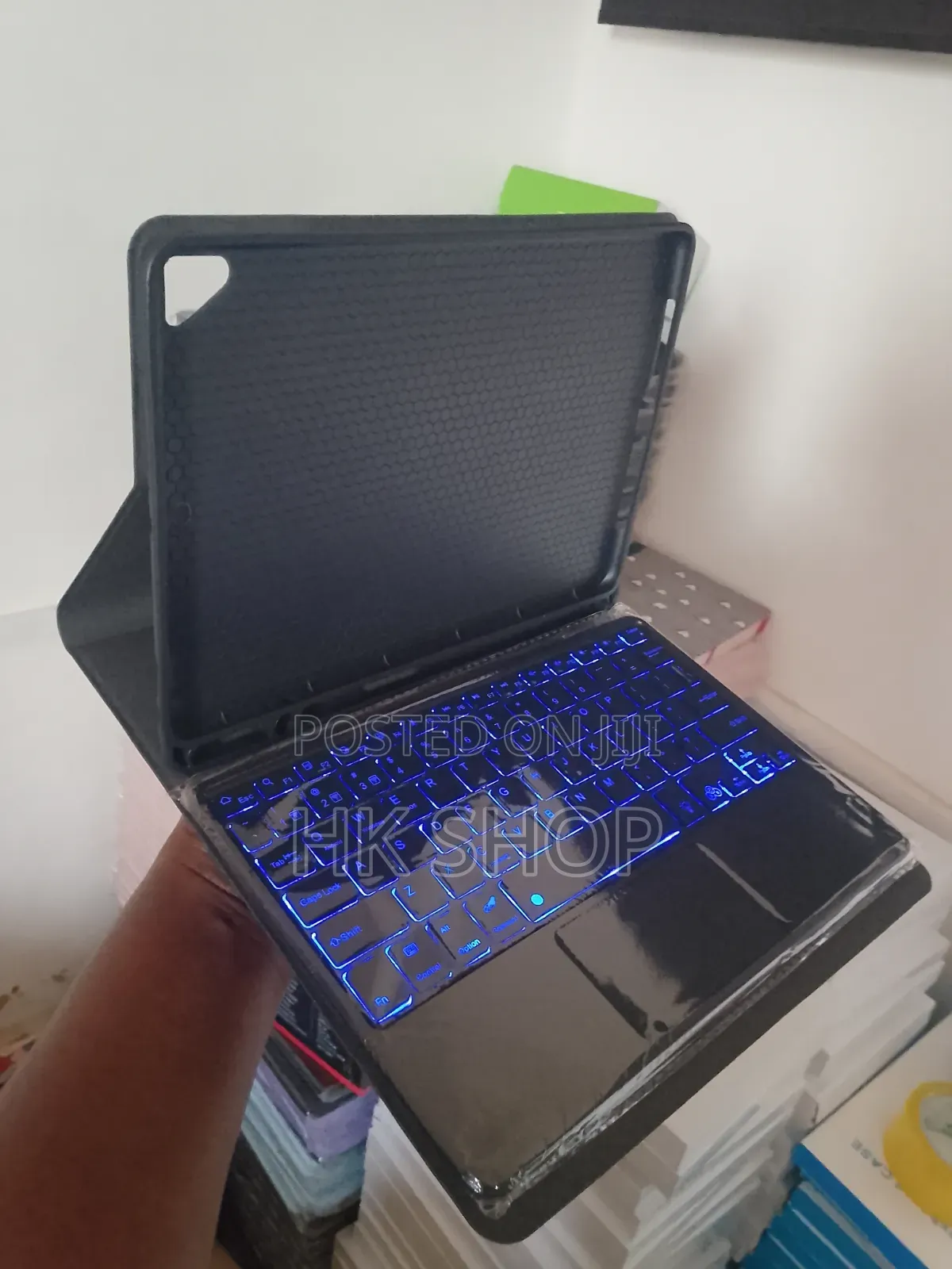 iPad Air 1 / Air 2/ 5th Gen/ 6th Gen 9.7 Inches Smart Keyboard Case