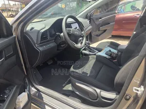 Hyundai Elantra SE 2020 Brown