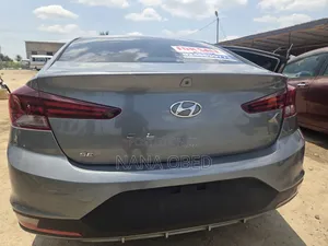 Hyundai Elantra SE 2020 Brown
