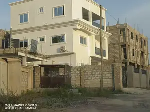 4bdrm House in Pokuase for sale