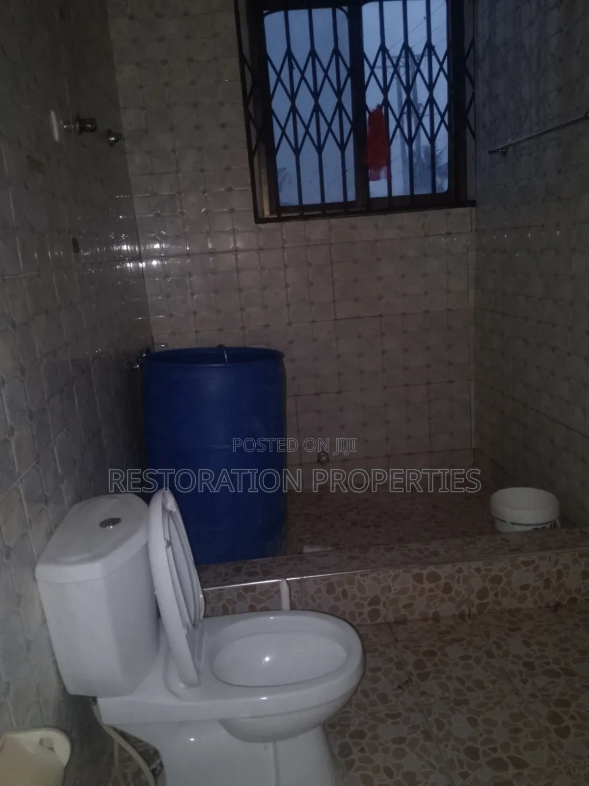 1bdrm Apartment in Adenta, Housing Down for rent
