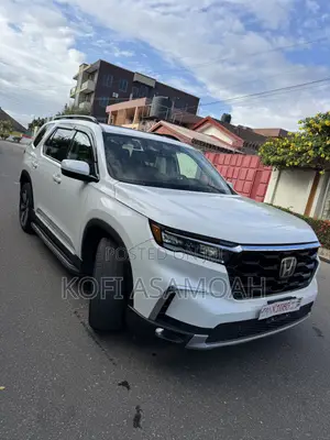 Honda Pilot Touring+ AWD 2025 White