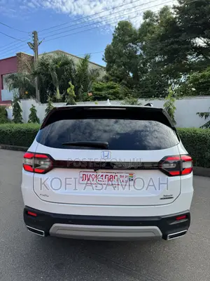 Honda Pilot Touring+ AWD 2025 White