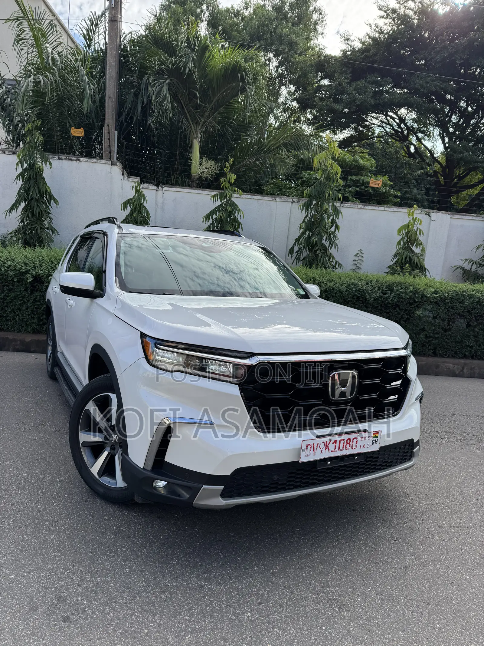 Honda Pilot Touring+ AWD 2025 White