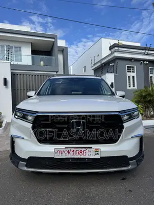 Honda Pilot Touring+ AWD 2025 White