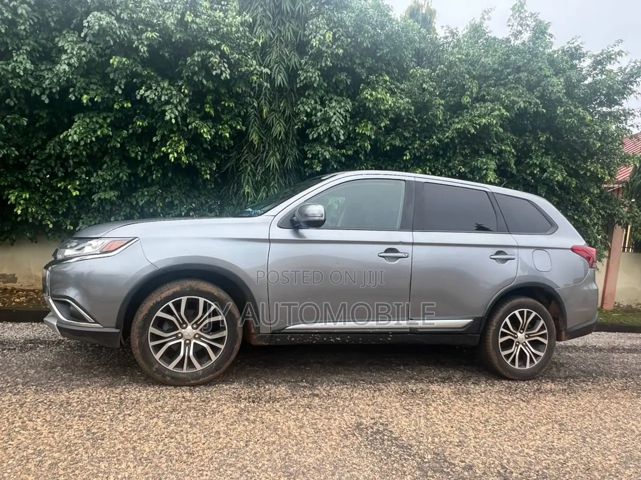 Mitsubishi Outlander 2016 Silver