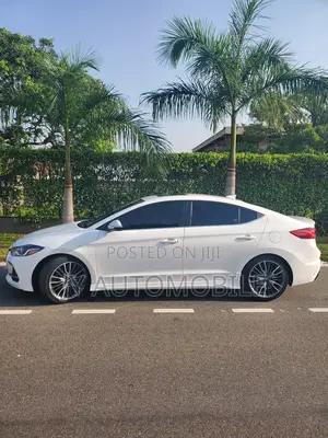 Hyundai Elantra 2018 White