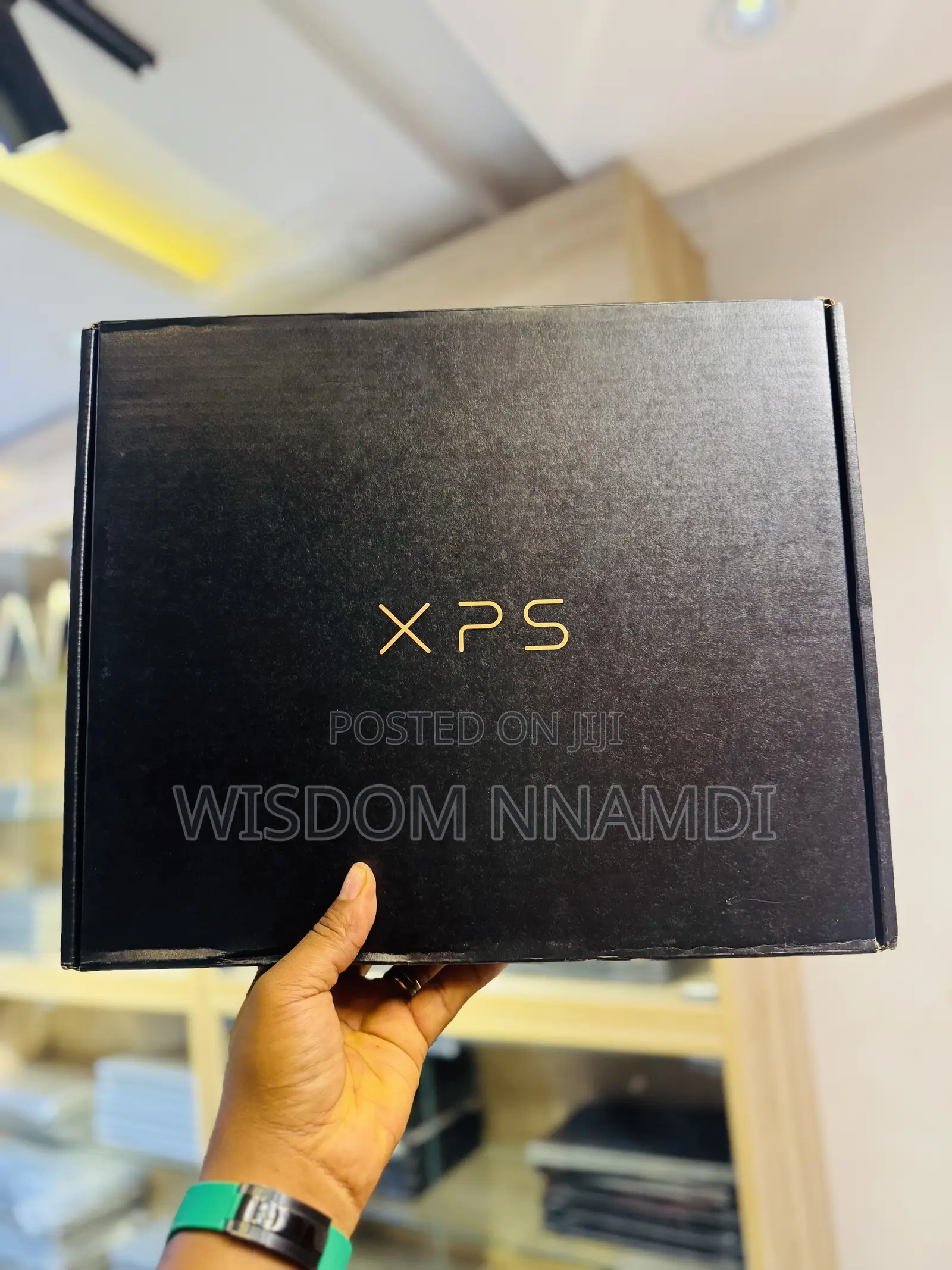 New Laptop Dell XPS 13 8GB Intel Core 5 SSD 512GB