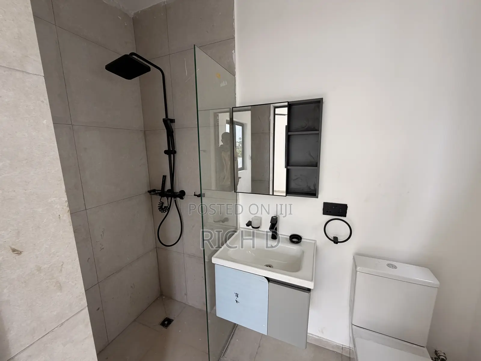 3bdrm House in Sole Lagoon View, Prampram for sale
