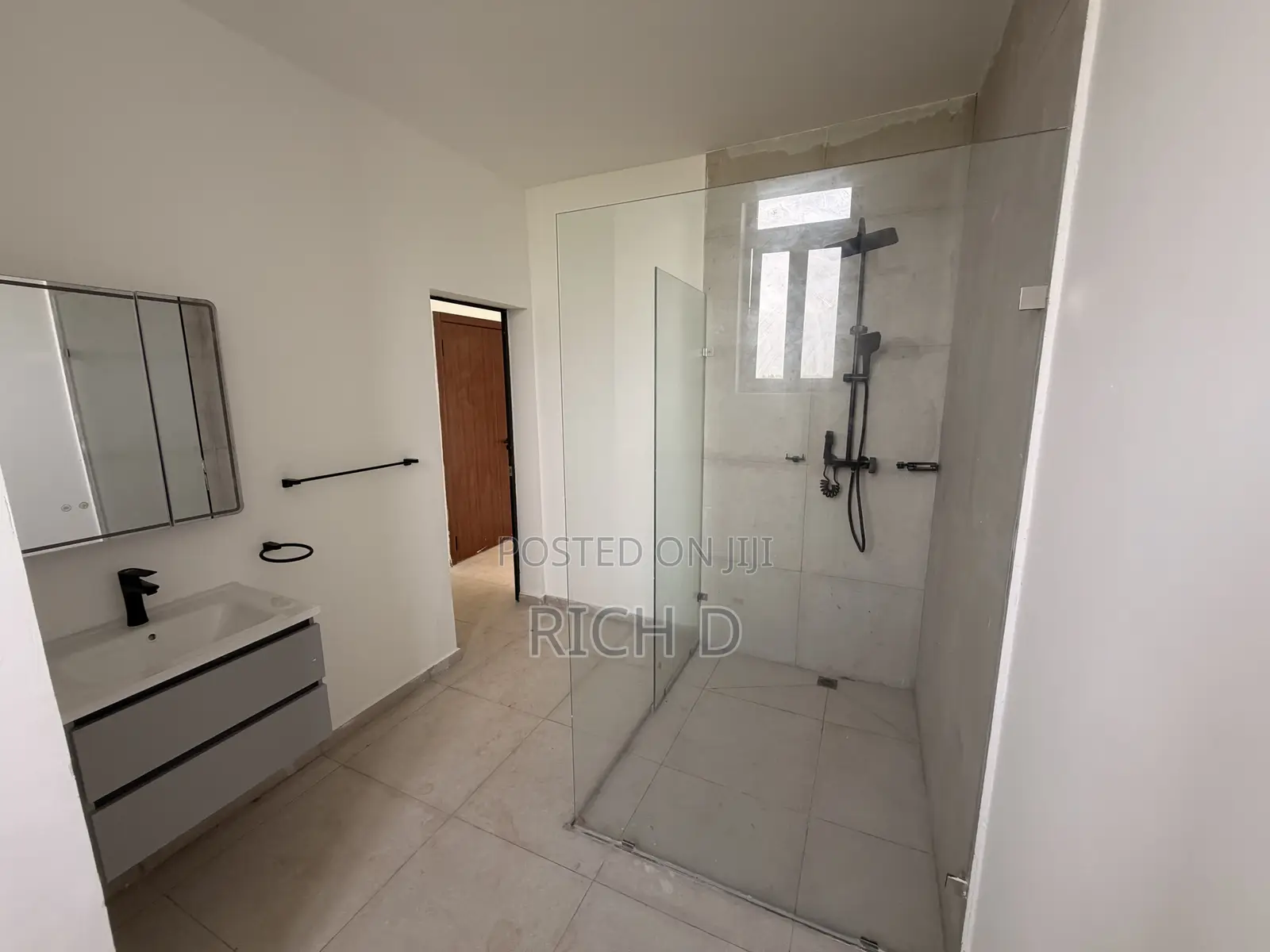 3bdrm House in Sole Lagoon View, Prampram for sale