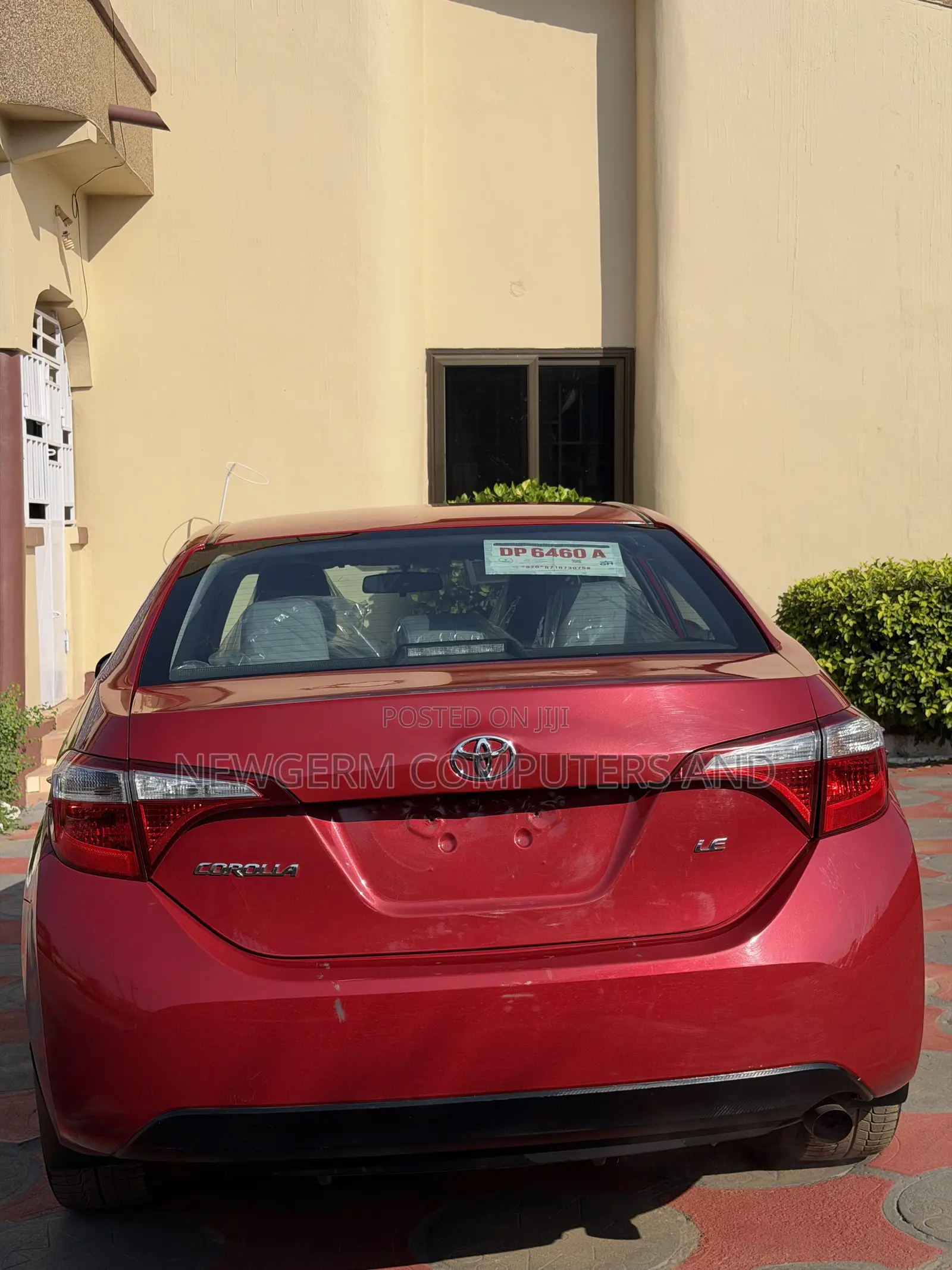 Toyota Corolla LE Plus 4dr Sedan (1.8L 4cyl CVT) 2015 Red
