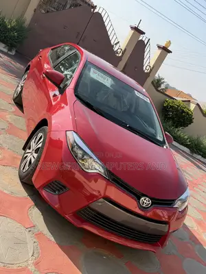 Toyota Corolla LE Plus 4dr Sedan (1.8L 4cyl CVT) 2015 Red