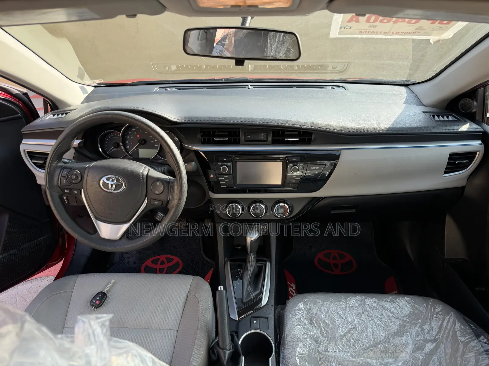 Toyota Corolla LE Plus 4dr Sedan (1.8L 4cyl CVT) 2015 Red