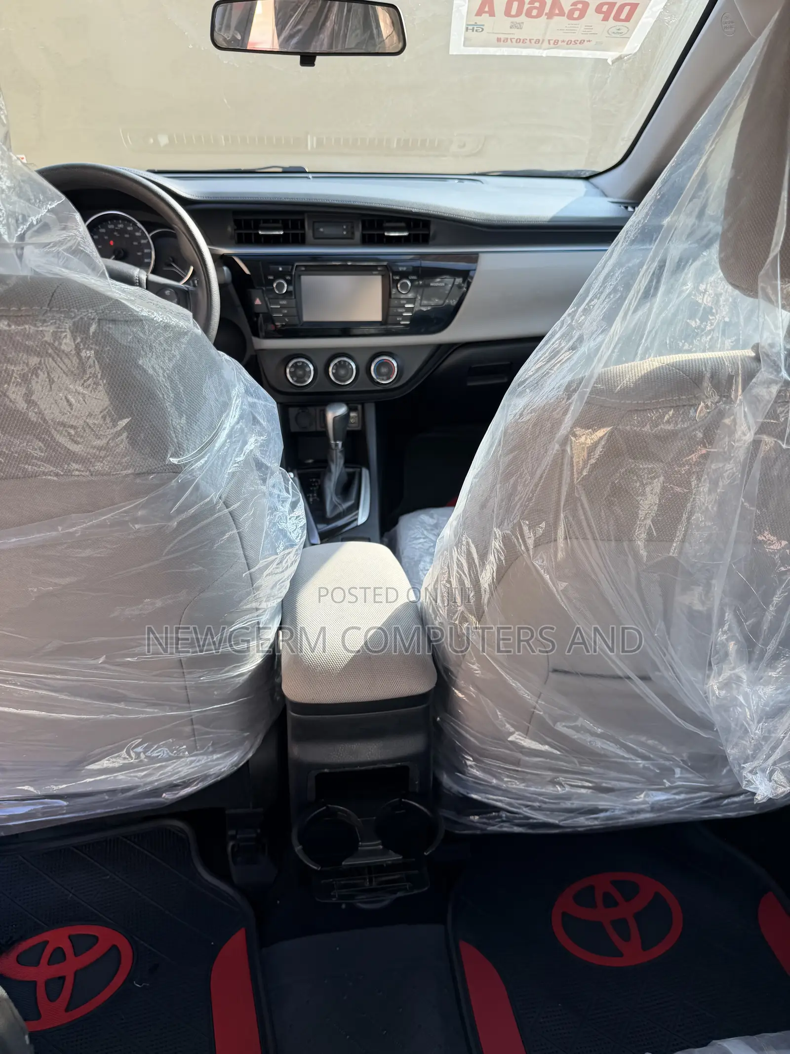 Toyota Corolla LE Plus 4dr Sedan (1.8L 4cyl CVT) 2015 Red