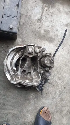 Toyota Voxy Radiator 2008 2009 2010 2012