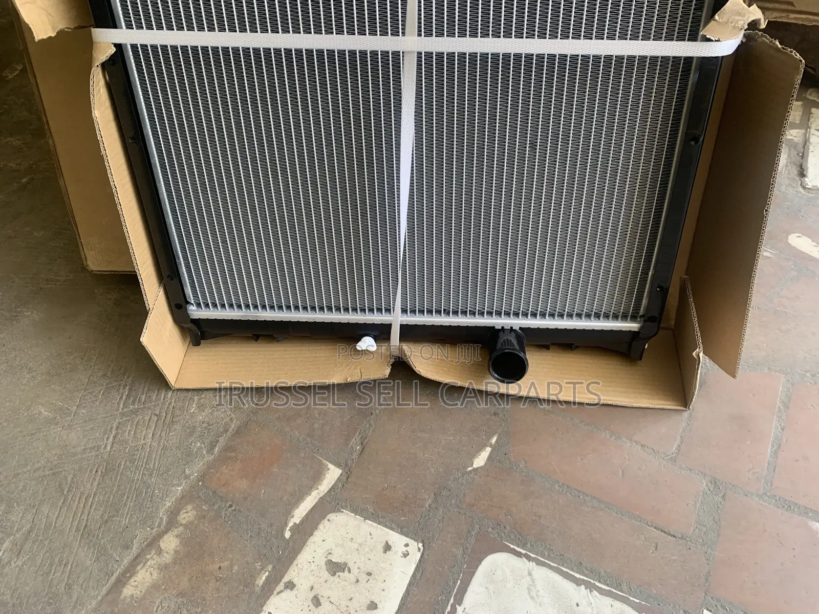 Toyota Voxy Radiator 2008 2009 2010 2012