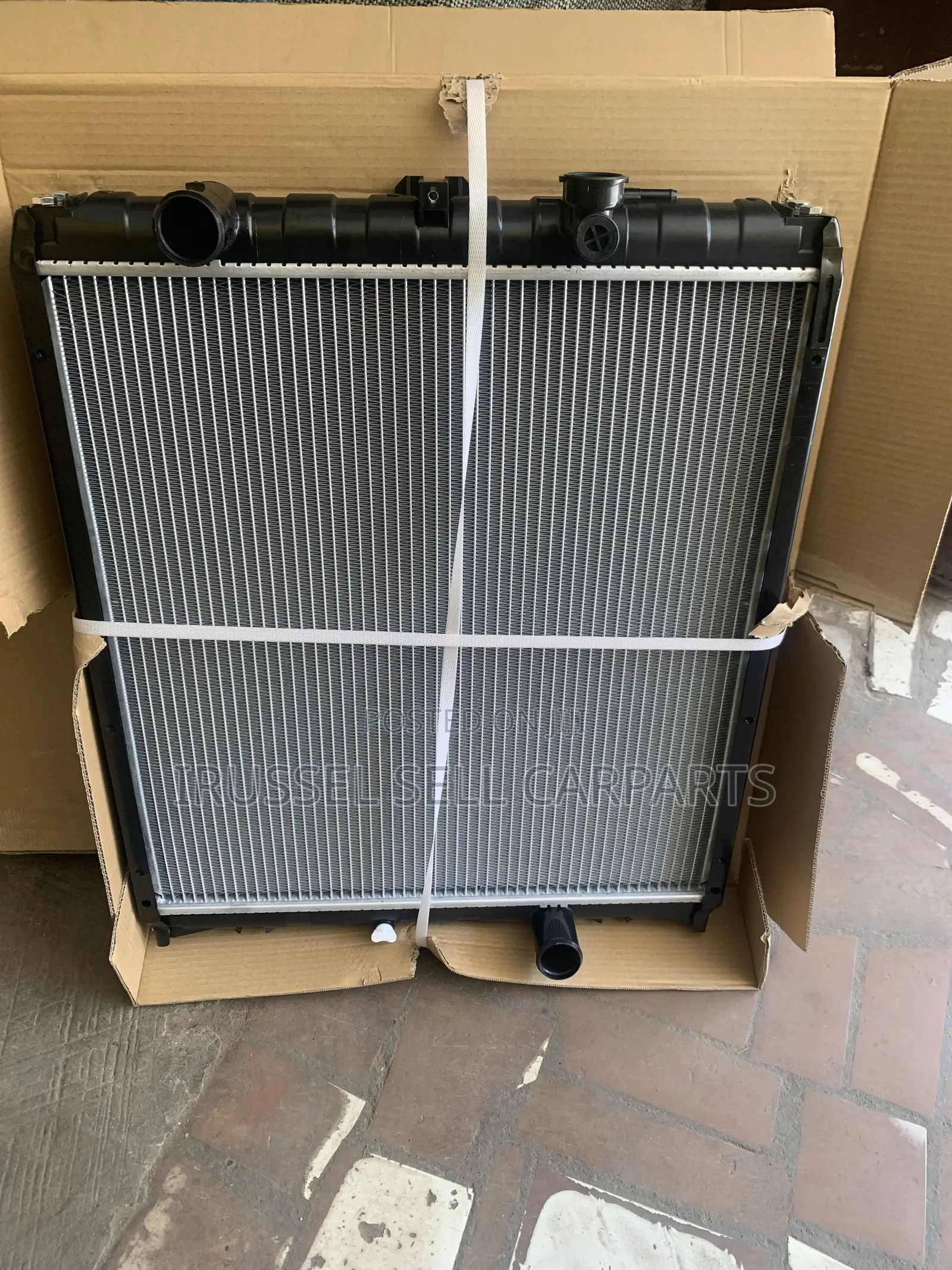 Toyota Voxy Radiator 2008 2009 2010 2012