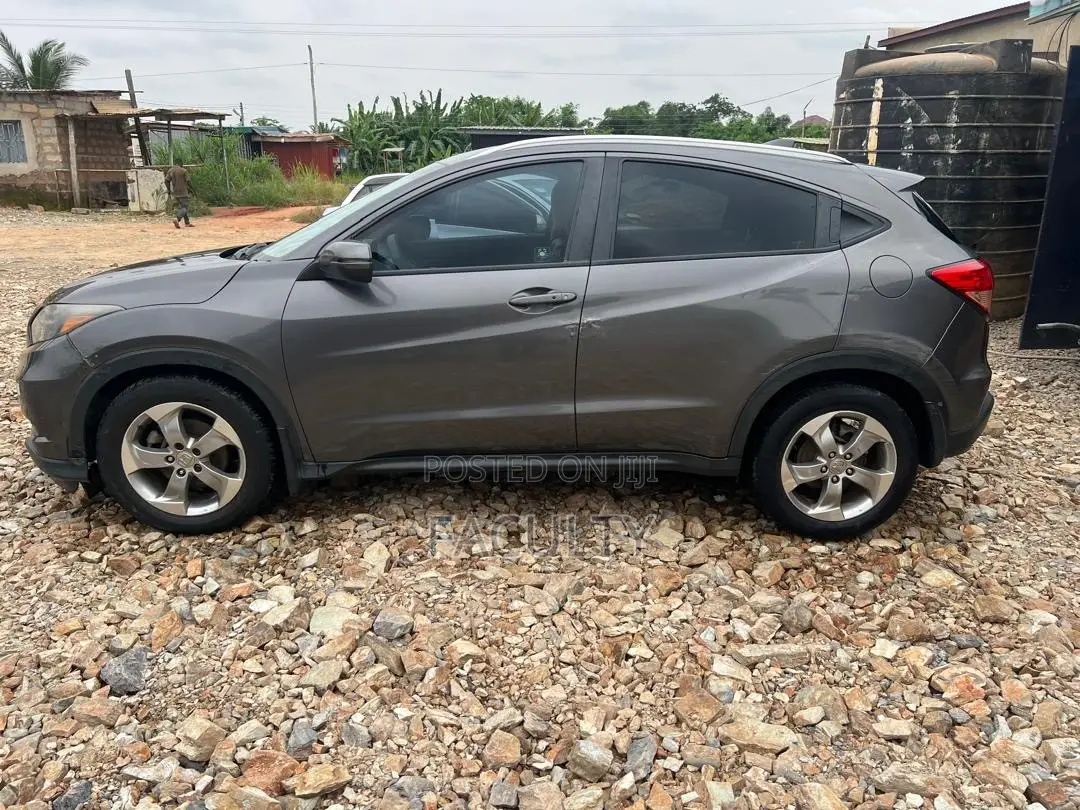 Honda HR-V LX AWD 2018 Gray