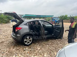 Honda HR-V LX AWD 2018 Gray