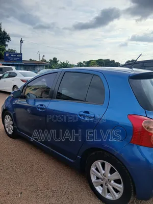 Toyota Vitz 1.3 AWD 5dr 2010 Blue