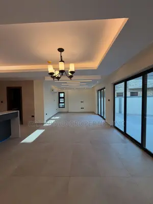 5bdrm Mansion in Borteyman, East Legon for rent