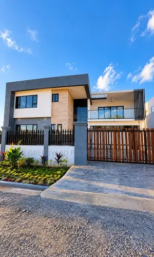 5bdrm Mansion in Borteyman, East Legon for rent
