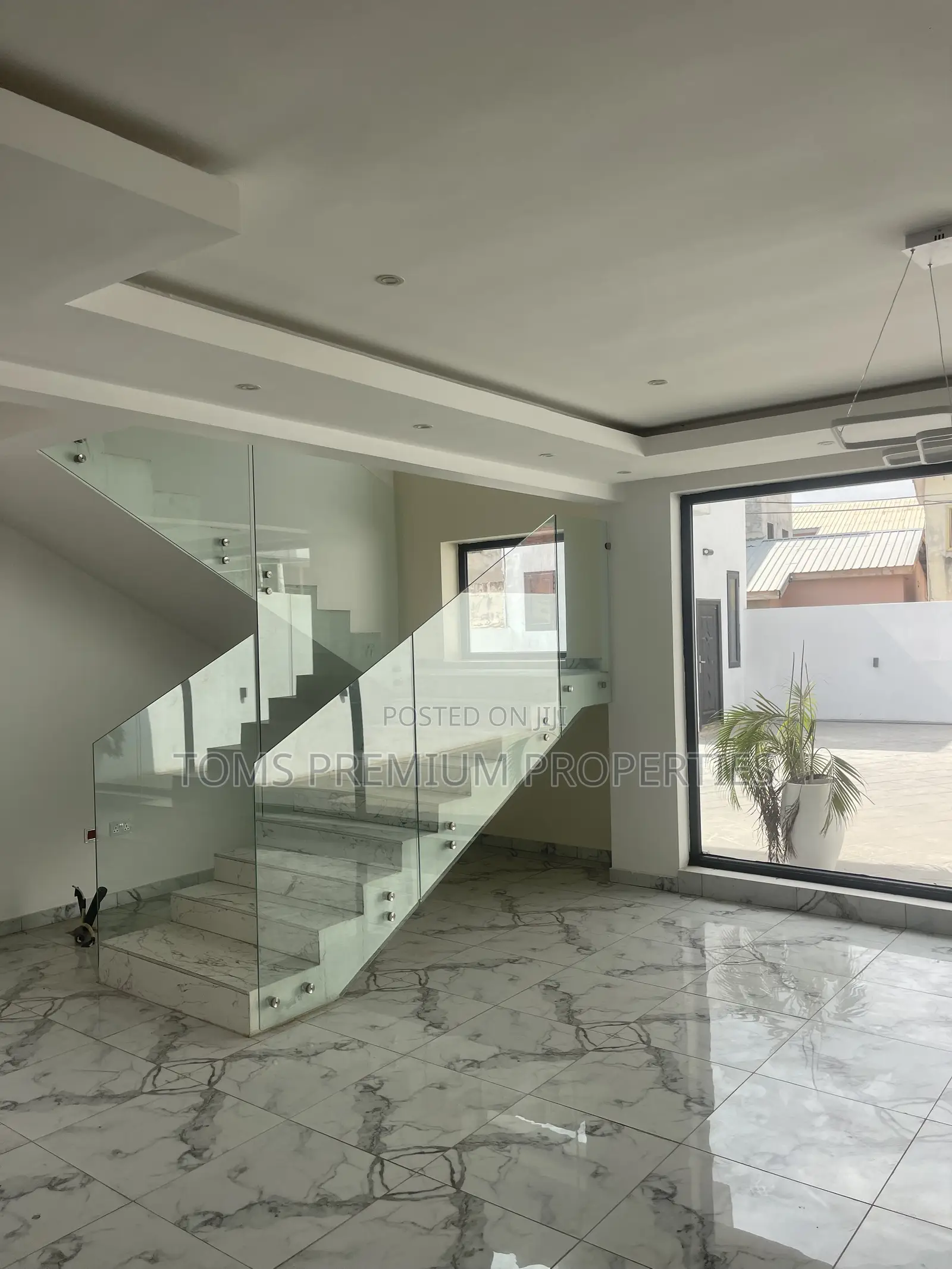 4bdrm House in East Legon for sale