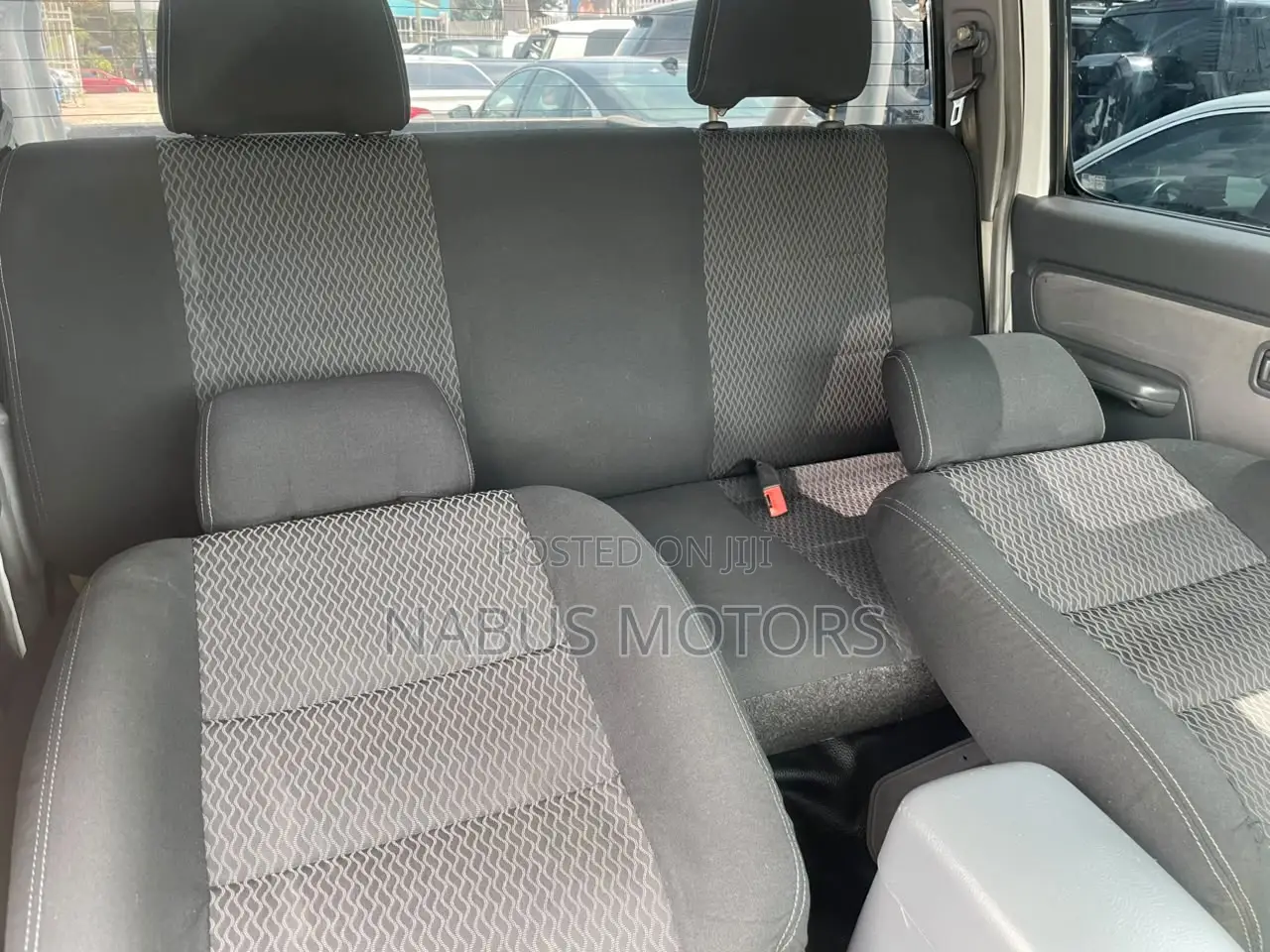 Nissan Hardbody 2019 White