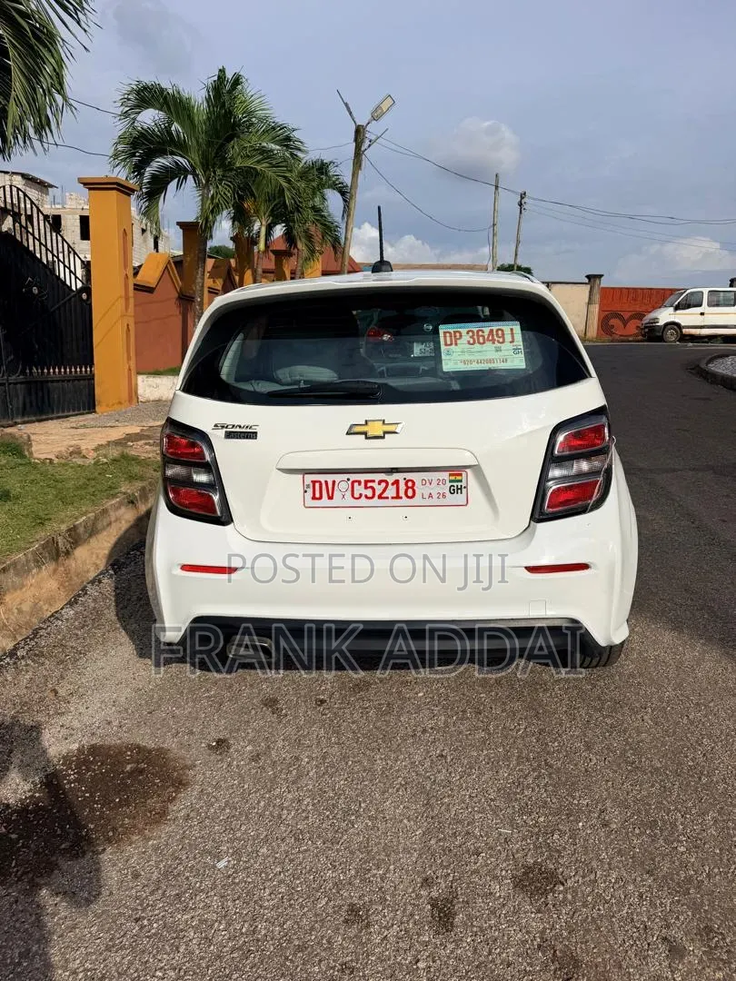 Chevrolet Sonic 2012 White