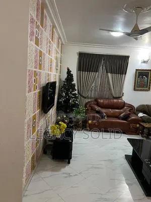 5bdrm Duplex in Legacy Solid Real, New Town for rent