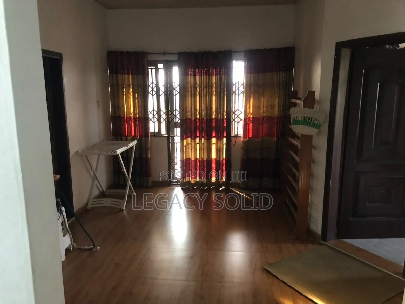 5bdrm Duplex in Legacy Solid Real, New Town for rent