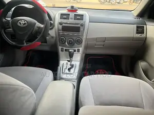 Toyota Corolla 2012 Gray