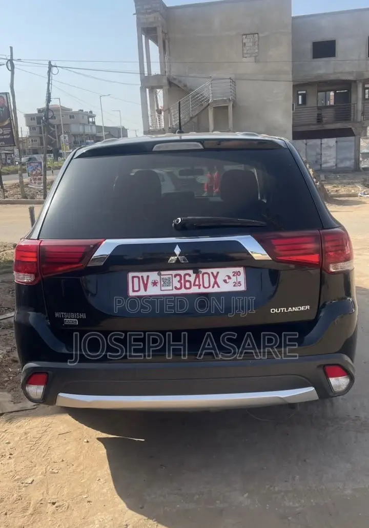 Mitsubishi Outlander 2016