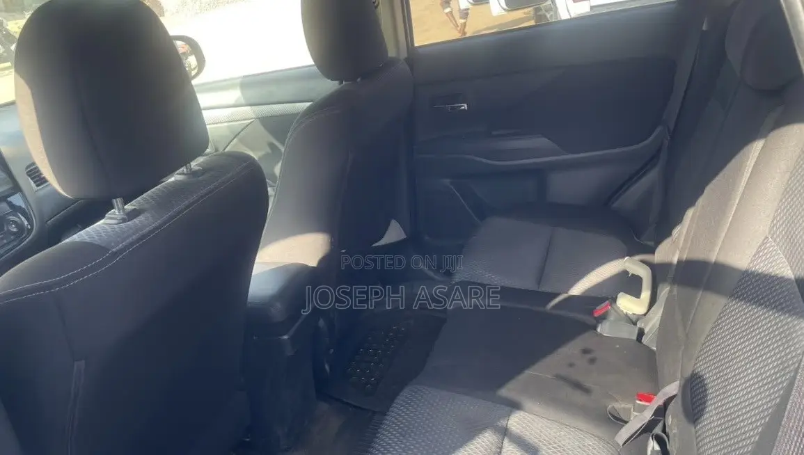 Mitsubishi Outlander 2016