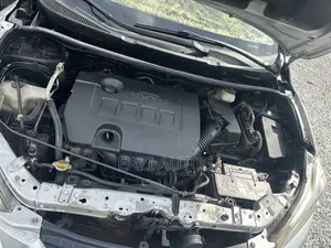 Toyota Matrix 2011 Silver