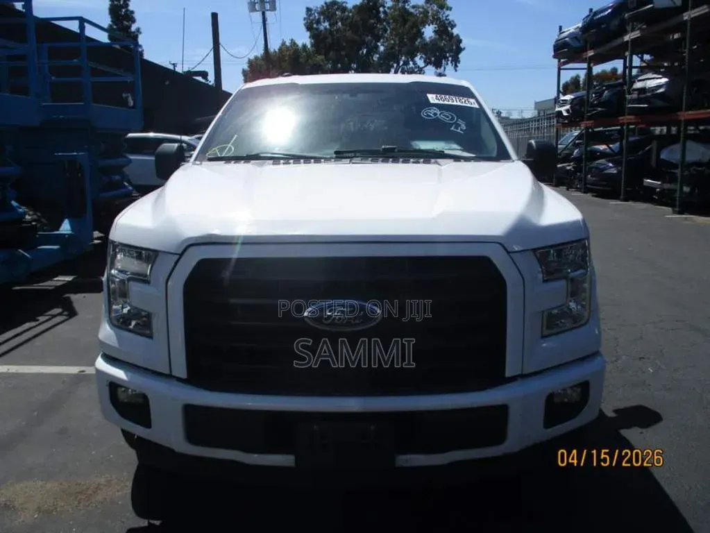 Ford F-150 XL 4x2 SuperCab Styleside 6.5 ft. box 145 in. WB 2017 White