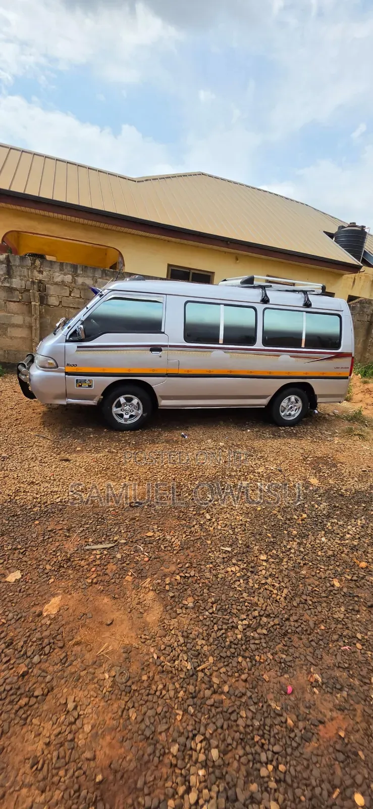 Hyundai H-100 2003 Silver