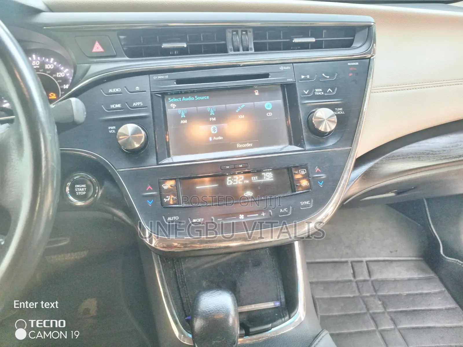 Toyota Avalon Limited FWD Sedan (3.6L 6cyl 6A) 2016 Silver