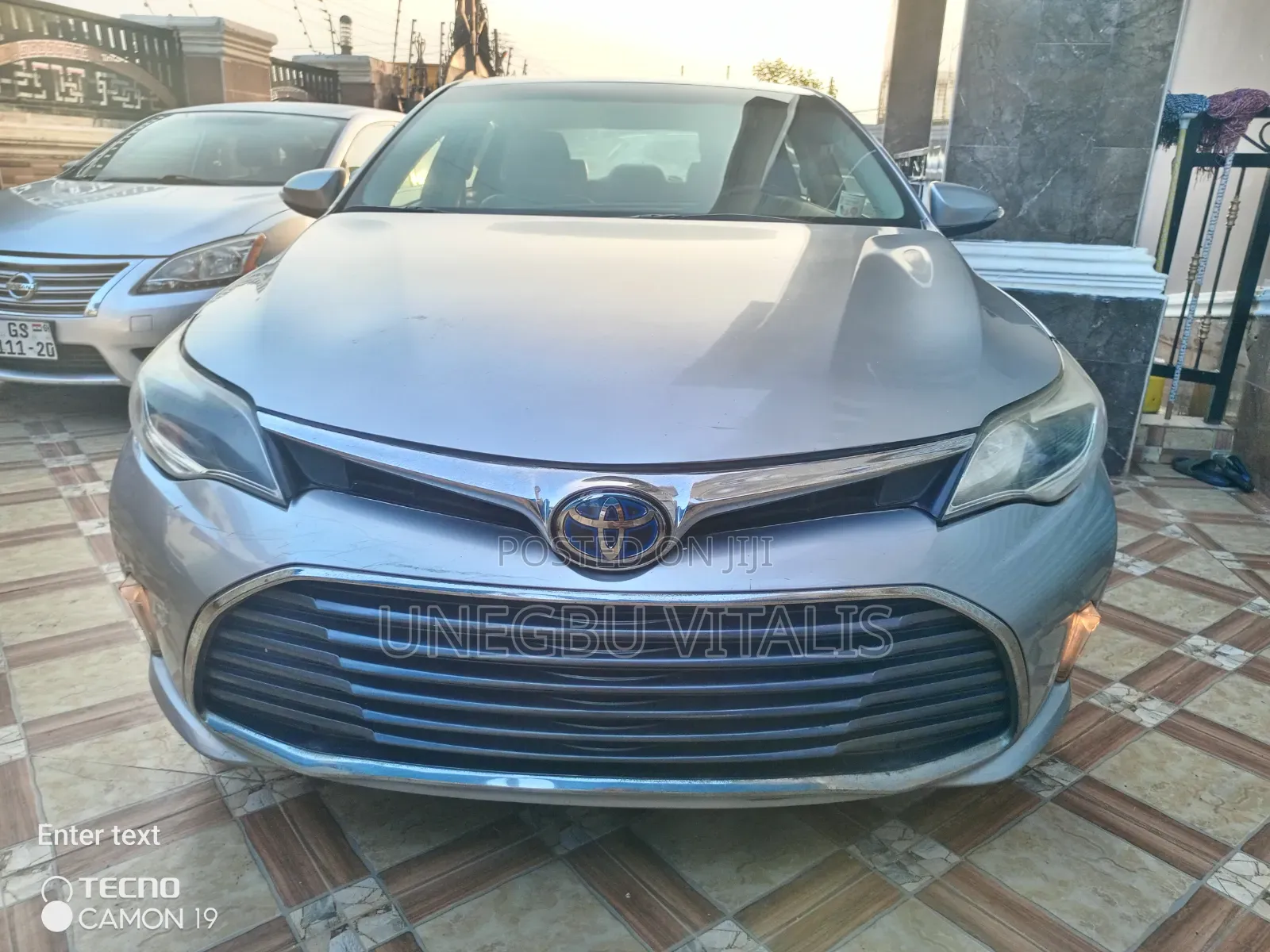 Toyota Avalon Limited FWD Sedan (3.6L 6cyl 6A) 2016 Silver