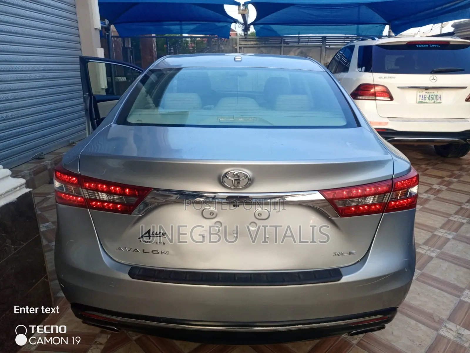 Toyota Avalon Limited FWD Sedan (3.6L 6cyl 6A) 2016 Silver