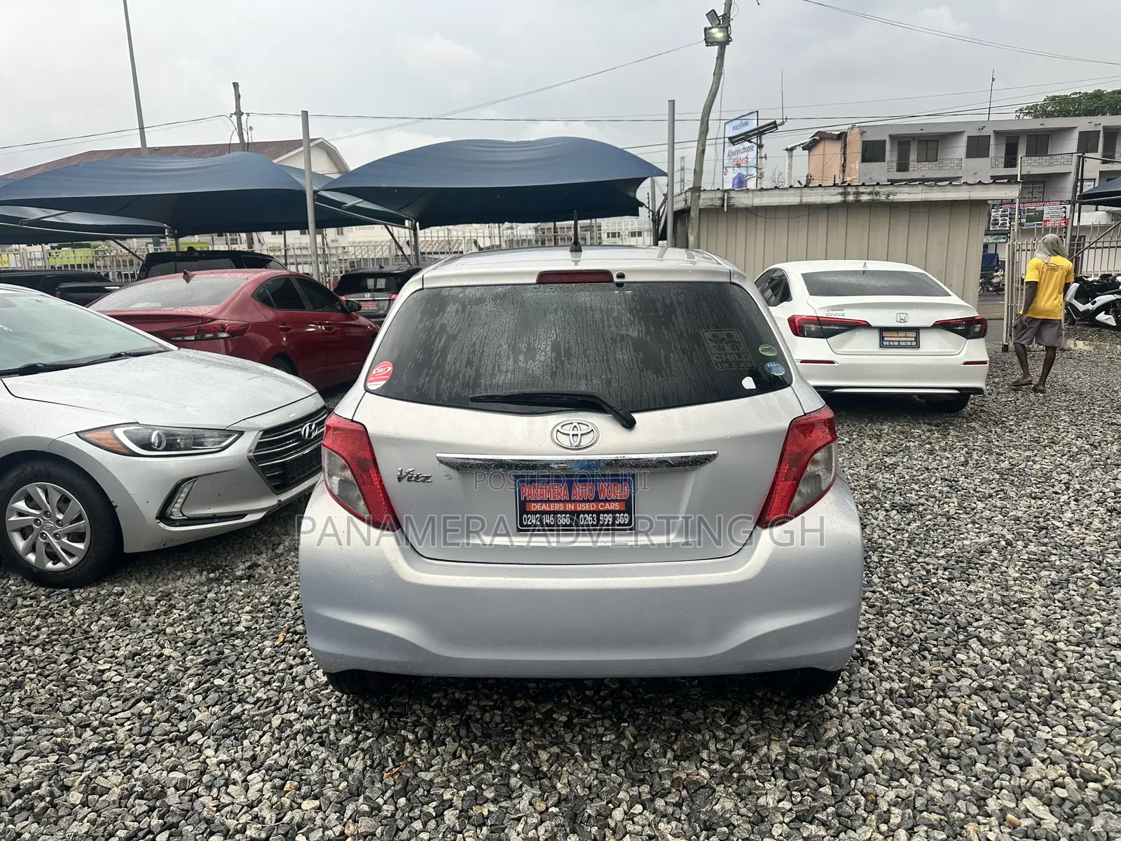 Toyota Vitz 1.3 AWD 5dr 2014 Gray