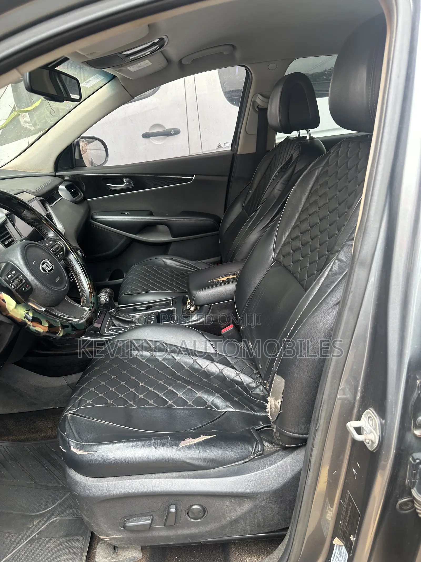 Kia Sorento 4dr SUV 2016 Gray