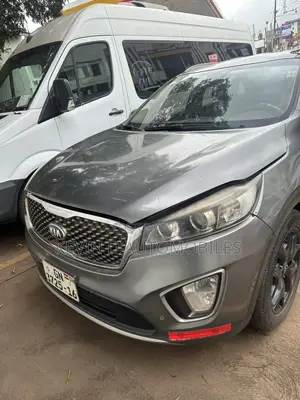 Kia Sorento 4dr SUV 2016 Gray