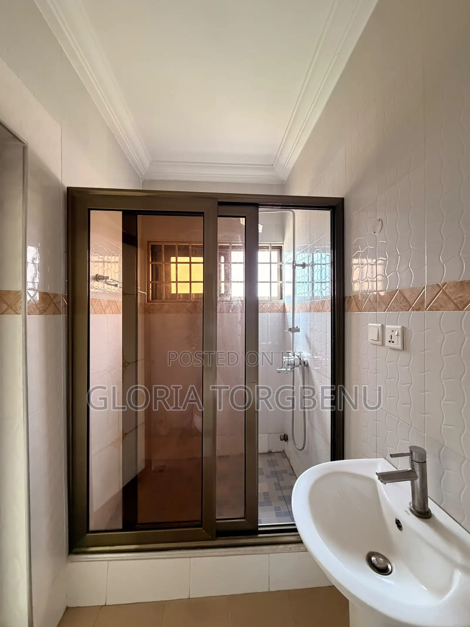 2bdrm Apartment in Ashaley Botwe for rent